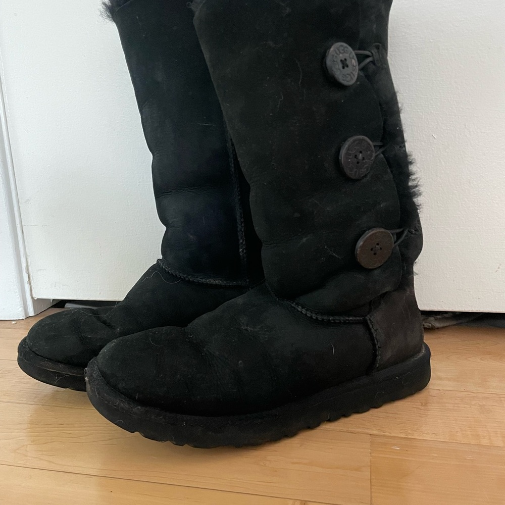 UGG Black Winter Boots with Suede Finish